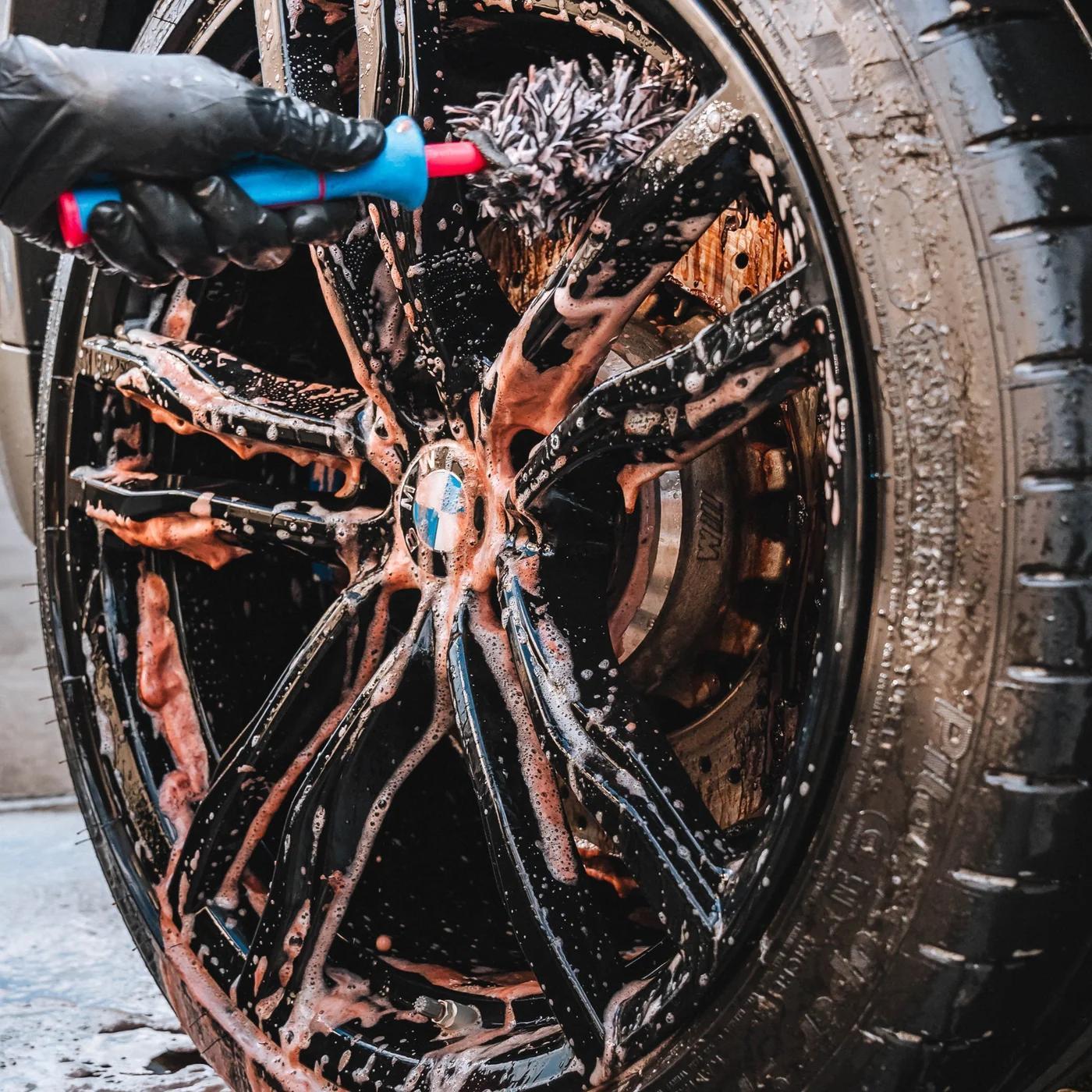 COOL GUY IRON-REMOVING WHEEL CLEANER - Image 4